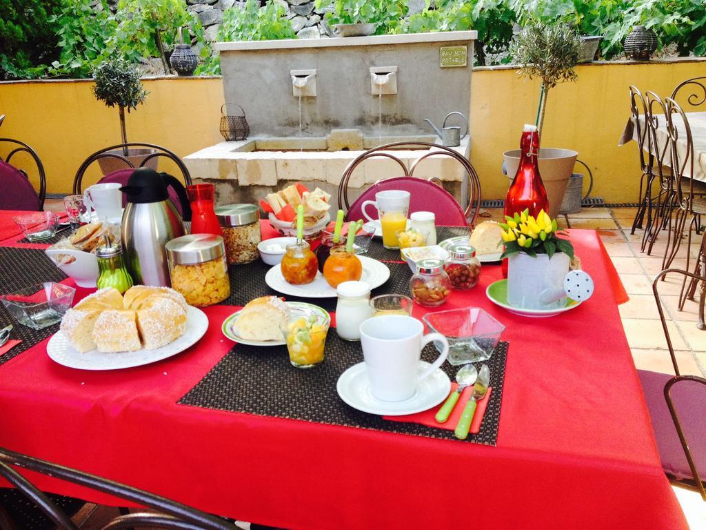 Maison D'Hotes B&B La Bastidaine カシ エクステリア 写真